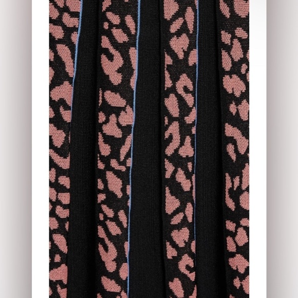 Diane Von Furstenberg Susan Skirt Pleated Jacquard-Knit Skirt Size Small NEW - Picture 3 of 14